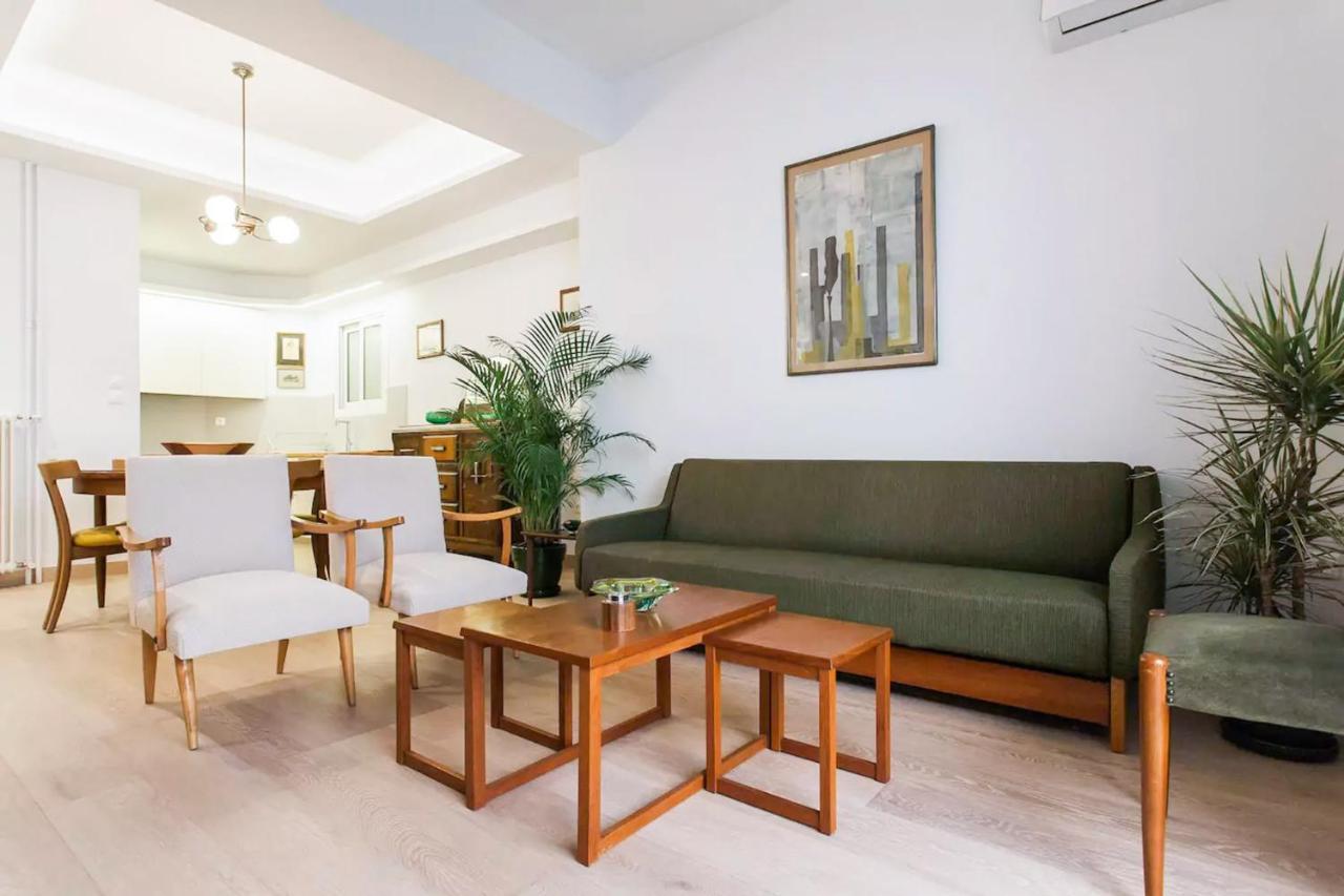 Vintage - Pagrati Apartment
